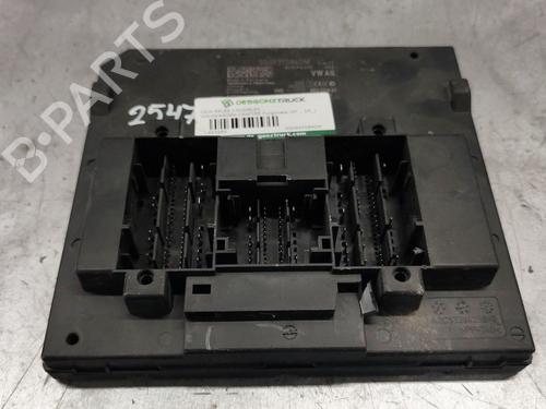 Used Fuse box VW CRAFTER Van (SY_, SX_) [2016-2025]  28621605