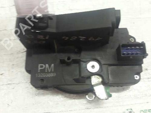 Used Front left lock OPEL CORSA C (X01) [2000-2009]  21451626