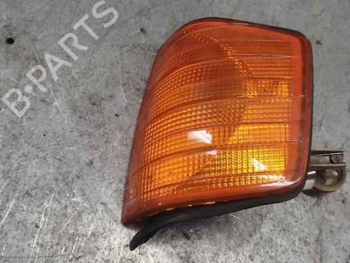 Used Left front indicator MERCEDES-BENZ 190 (W201) [1982-1993]  21415866