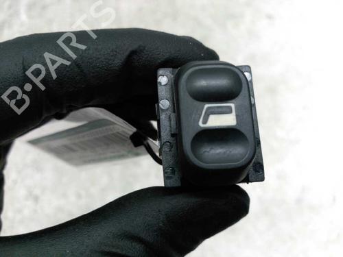Used Right rear window switch CITROËN XSARA (N1) [1997-2005]  21436388