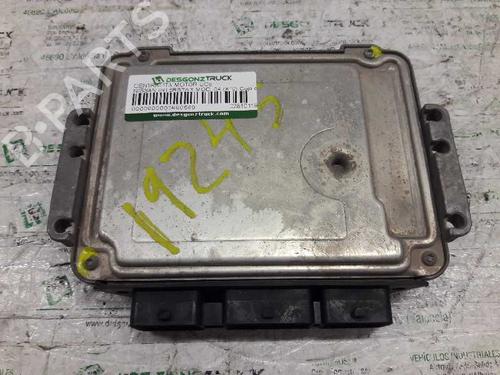 Computer motormanagement NISSAN INTERSTAR Van (X70) [2002-2025]  21456461