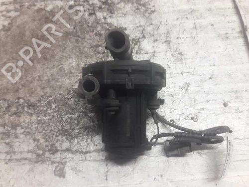 Used Secondary air pump VOLVO S40 I (644) [1995-2004]  21471999