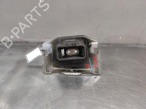 Used Engine mount Engine mount PEUGEOT 5008 II (MC_, MJ_, MR_, M4_) 1.5 BlueHDi 130 (MCYHZJ, MCYHZR, MCYHZX) (131 hp) 32844562 32844562