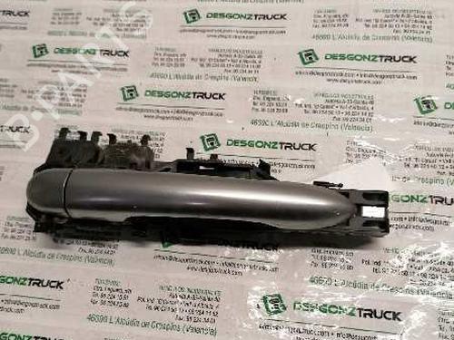 Used Rear right exterior door handle RENAULT SCÉNIC II (JM0/1_) [2003-2010]  21473330
