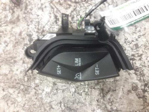 Steering wheel controls FORD FOCUS III  | BP21464718E15 