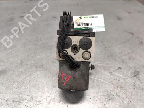 Used ABS pump KIA SORENTO I (JC) 2.5 CRDi 4WD (140 hp) 24397552
