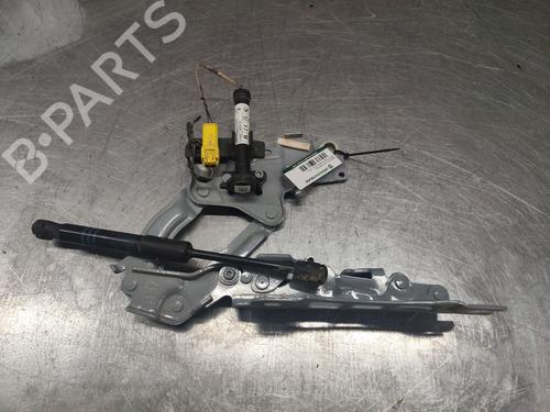 hingedoor-check-strap-bmw-4-convertible-g23-g83-2020-34152567 main image