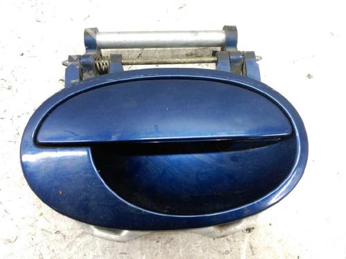 Używane Klamka zewnętrzna drzwi przednich prawych OPEL CORSA C (X01) [2000-2009]  21431595