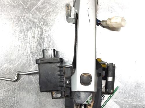 Used Front left exterior door handle TOYOTA YARIS (_P13_) 1.4 D (NLP130_, NLP130) (90 hp) 30168608