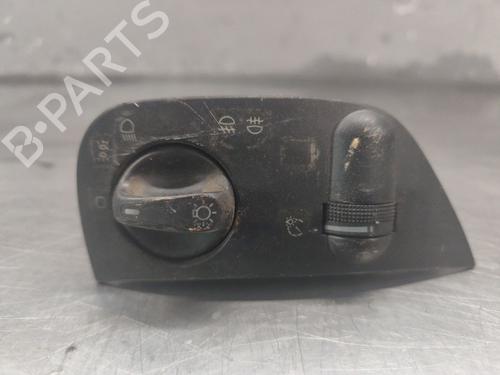 Used Headlight switch Headlight switch VW POLO III (6N1) 75 1.6 (75 hp) 33606875 33606875