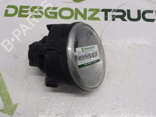 Used Right front fog light RENAULT SCÉNIC I MPV (JA0/1_, FA0_) 1.6 16V (116 hp) 21425788