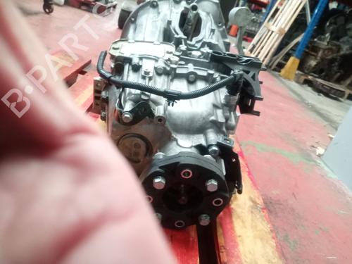 Gearbox RENAULT MASTER III Platform/Chassis (EV, HV, UV) 2.3 dCi 135 RWD (HV0N, UV0N) | BP39493901M3 - Image 3