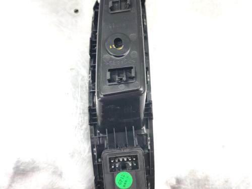 Right rear window switch MG MG ZS SUV (AZS1) 1.5 VTi | BP29418835I28 