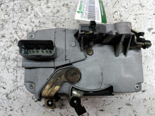 Serrure avant droite PEUGEOT 406 (8B) [1995-2005]  21444426