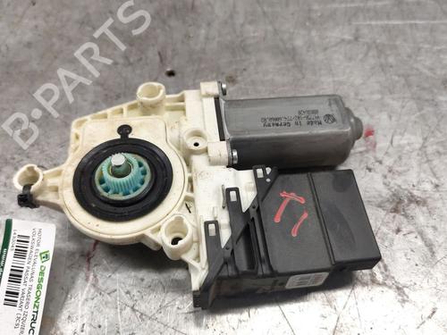 Portierruitmotor linksachter VW PASSAT B6 Variant (3C5) [2005-2011]  28707369