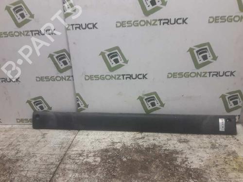 Used Door moulding trim RENAULT MASTER II Bus (JD) [1997-2010]  21468584