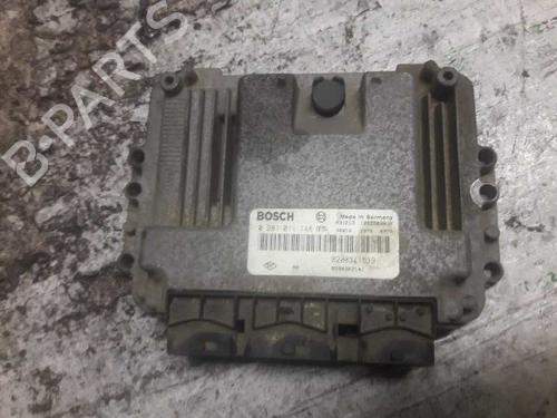 Calculateur moteur (ecu) RENAULT LAGUNA II Grandtour (KG0/1_) [2001-2007]  21471116