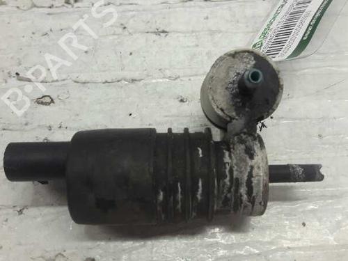Used Washer pump VW TRANSPORTER T5 Bus (7HB, 7HJ, 7EB, 7EJ) [2003-2016]  21451975