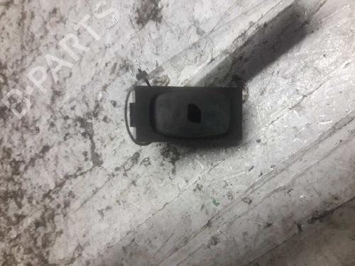 Used Right rear window switch PEUGEOT 307 (3A/C) [2000-2012]  21472155