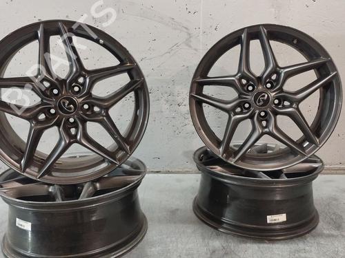 Used Rim INFINITI Q30 1.5 D (109 hp) 28689861
