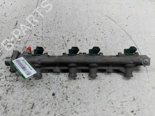 Used Injection rail RENAULT LAGUNA I (B56_, 556_) [1993-2002]  22910172