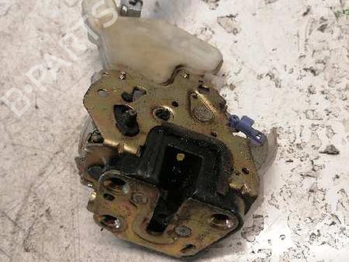 Used Rear right lock NISSAN X-TRAIL I (T30) 2.2 Di 4x4 (114 hp) 21480282