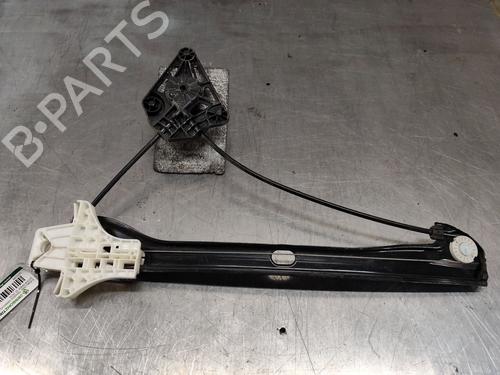 Rudehejsemekanisme Højre bagtil SKODA FABIA III (NJ3) 1.4 TDI (90 hp) 31116930