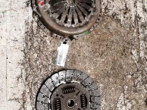 BP25801568O1 main image