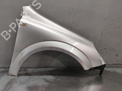 Used Right front fenders Right front fenders 38037993 38037993
