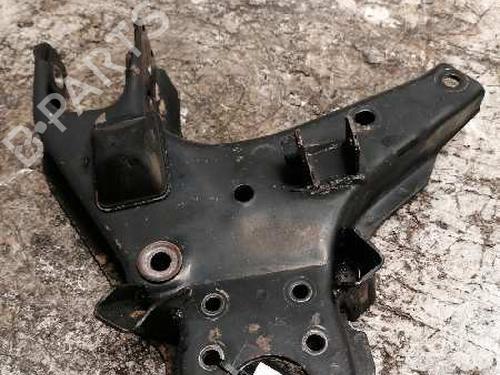Used Left front suspension arm FORD MAVERICK (UDS, UNS) [1993-1998]  21474147