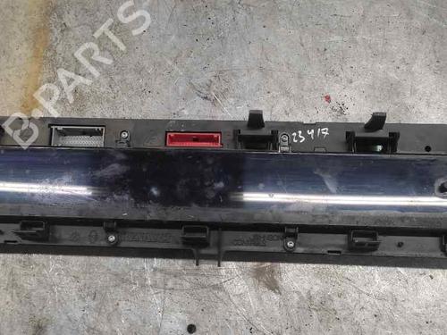 Used Instrument cluster RENAULT SCÉNIC II (JM0/1_) [2003-2010]  21412367