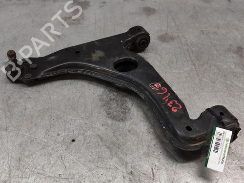 Used Left front suspension arm OPEL VECTRA B (J96) [1995-2004]  28586702