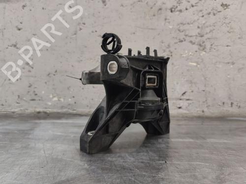 Used Engine mount PEUGEOT 5008 II (MC_, MJ_, MR_, M4_) 1.5 BlueHDi 130 (MCYHZJ, MCYHZR, MCYHZX) (131 hp) 32009140
