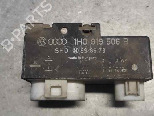 Elektronisk modul SEAT IBIZA II (6K1) 1.9 TDI (90 hp) 21403422