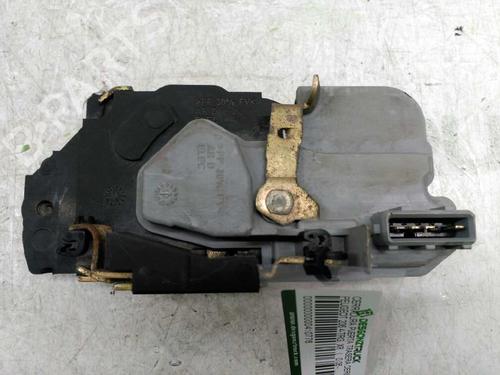 Højre bagtil lås PEUGEOT 206 Hatchback (2A/C) 1.4 i (75 hp) 22908198
