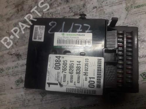 Used Fuse box RENAULT LAGUNA II Grandtour (KG0/1_) [2001-2007]  21470263