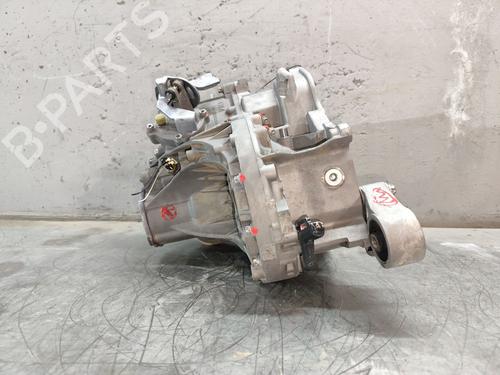Gearbox OPEL COMBO Box Body/MPV 1.7 CDTI 16V | BP28818220M3