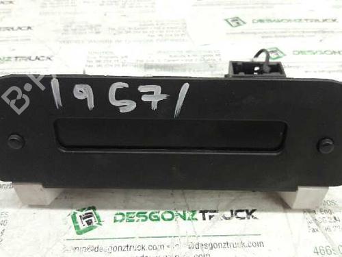 Used Display monitor PEUGEOT 206 Hatchback (2A/C) [1998-2012]  21454855