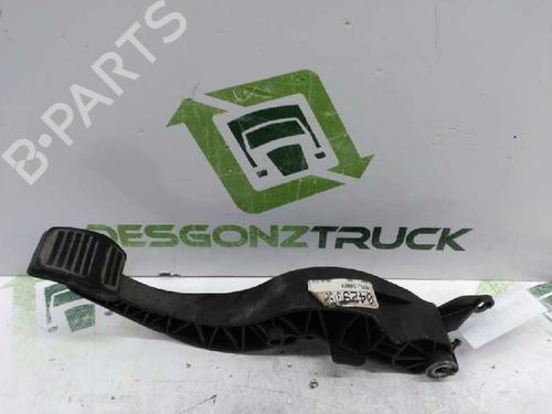 Used Clutch pedal FORD MONDEO III (B5Y) [2000-2007]  21431259