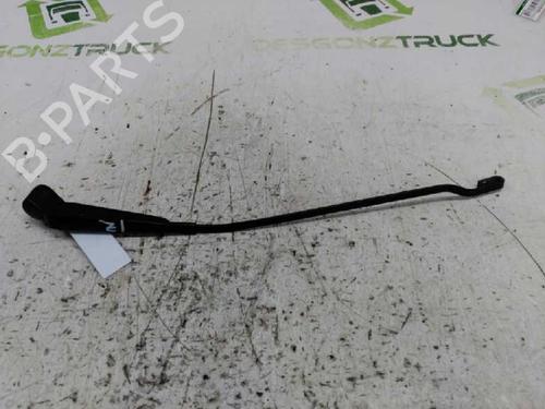Used Front windshield wiper arm OPEL ASTRA F Saloon (T92) [1991-2001]  21439210