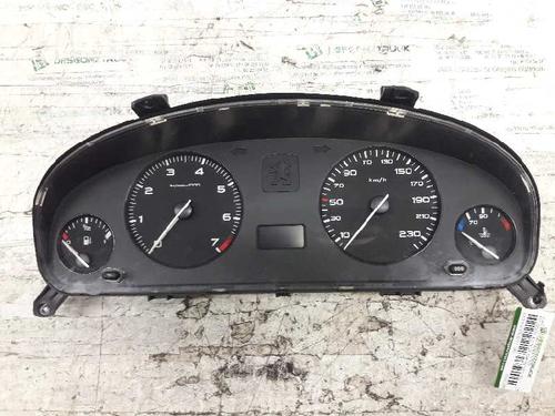 Used Instrument cluster PEUGEOT 406 (8B) [1995-2005]  21457436