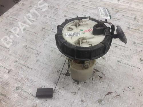 Used Fuel pump FORD FIESTA V (JH_, JD_) [2001-2014]  21457284