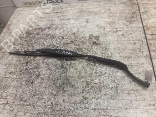 Used Front windshield wiper arm HYUNDAI ELANTRA III (XD) [2000-2006]  21464672