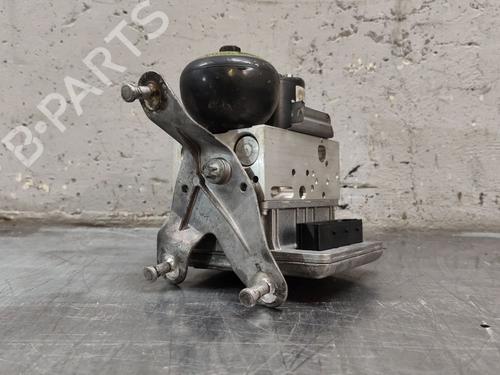 Used ABS pump MERCEDES-BENZ E-CLASS (W211) E 320 CDI (211.026) (204 hp) 32010183