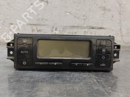 Used Climate control SEAT LEON (1M1) 1.6 16 V (105 hp) 32011131