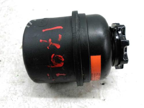 Used Power steering reservoir NISSAN TERRANO II (R20) [1992-2007]  21435083