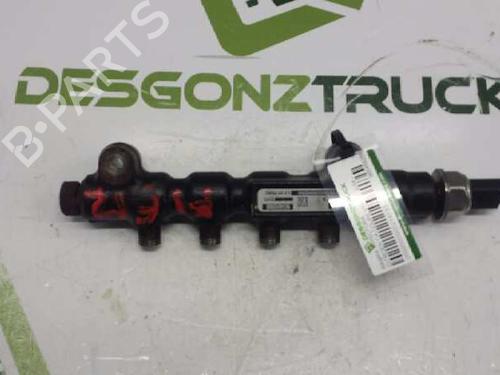 Used Injection rail CITROËN C4 Coupe (LA_) [2004-2013]  21426060