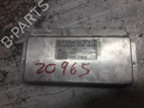 Used Control unit MERCEDES-BENZ C-CLASS (W202) [1993-2000]  21470999