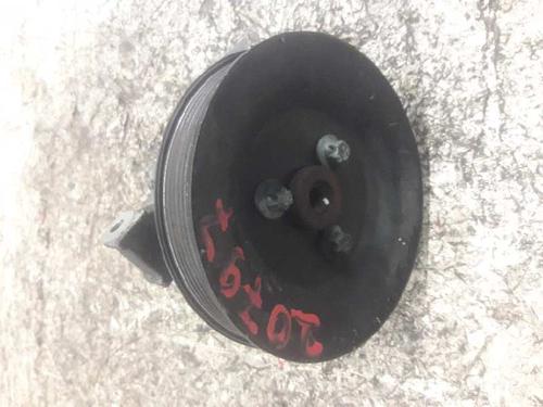 Used Steering pump MERCEDES-BENZ VITO Van (W638) [1997-2003]  21465645