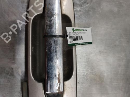 Used Front right exterior door handle NISSAN X-TRAIL I (T30) [2001-2013]  29305226